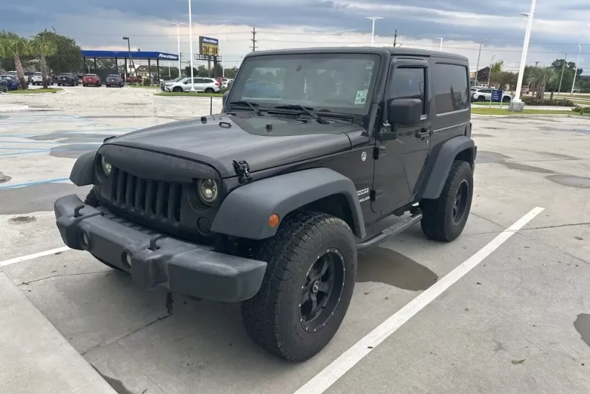 2013 Jeep Wrangler Sport photo 1