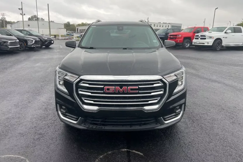 2024 Gmc Terrain SLT photo 1