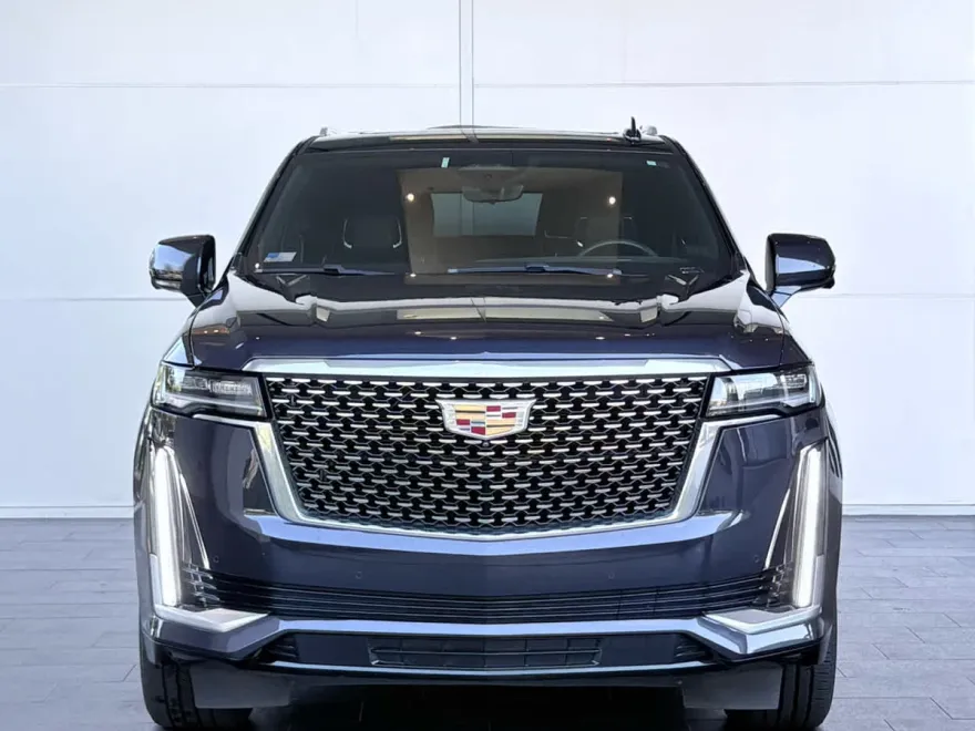2022 Cadillac Escalade Premium Luxury photo 1
