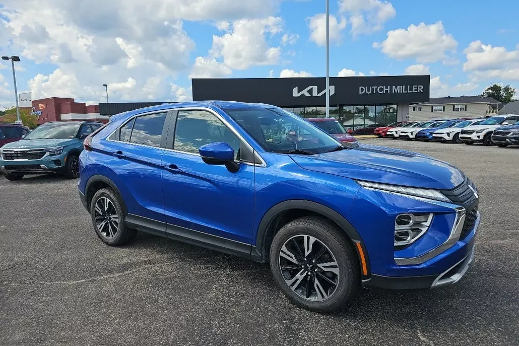2024 Mitsubishi Eclipse Cross SE photo 1