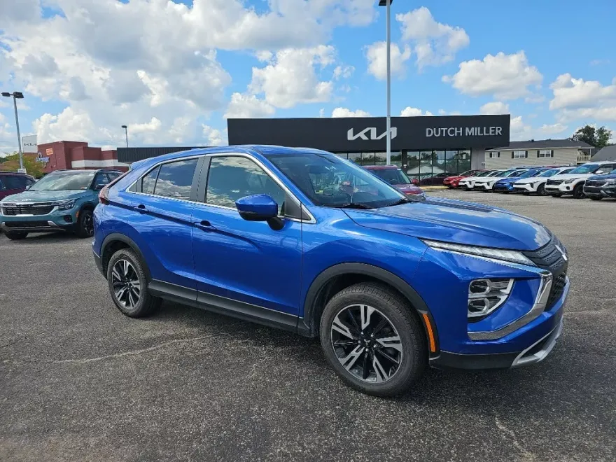 2024 Mitsubishi Eclipse Cross SE photo 1