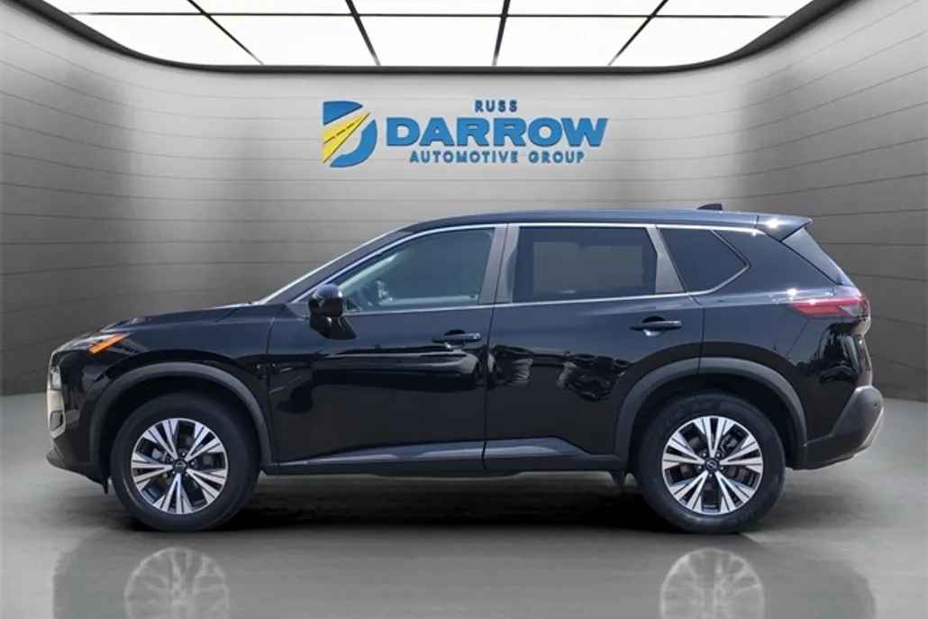 2023 Nissan Rogue SV photo 1