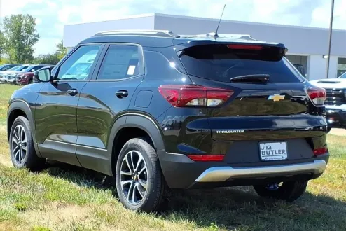 2026 Chevrolet Trailblazer LT photo 1