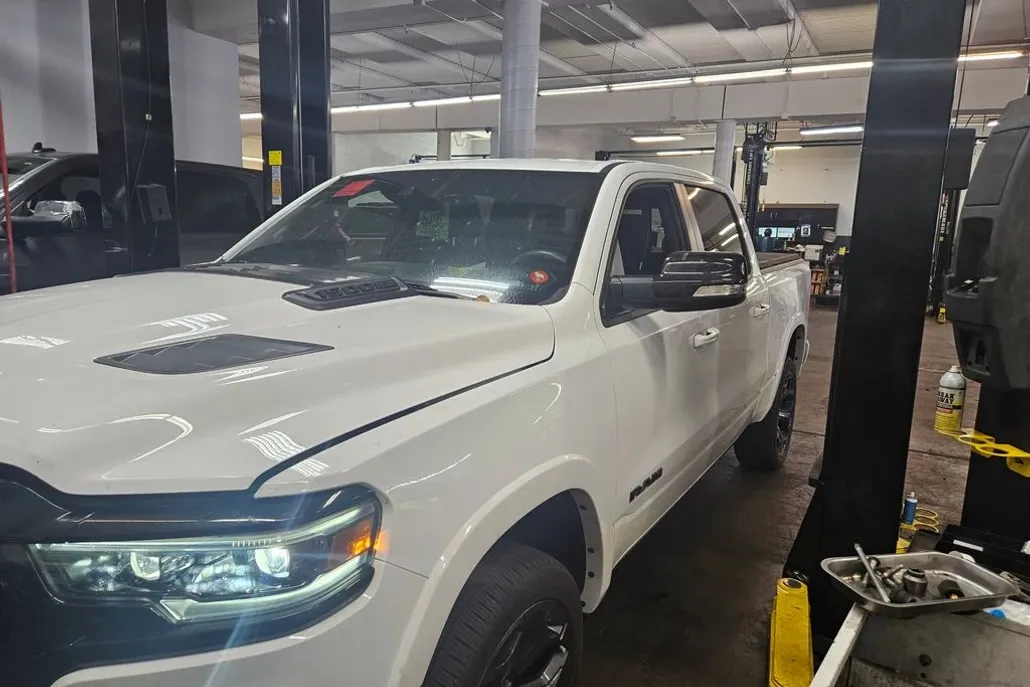 2021 Ram 1500 Limited photo 1