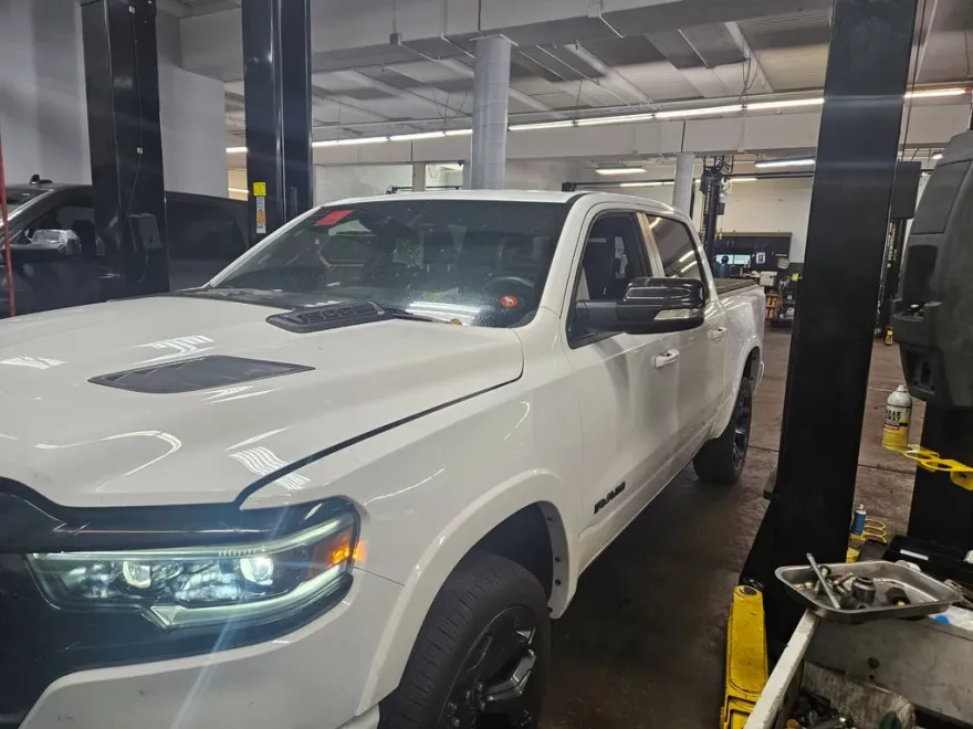 2021 Ram 1500 Limited photo 1