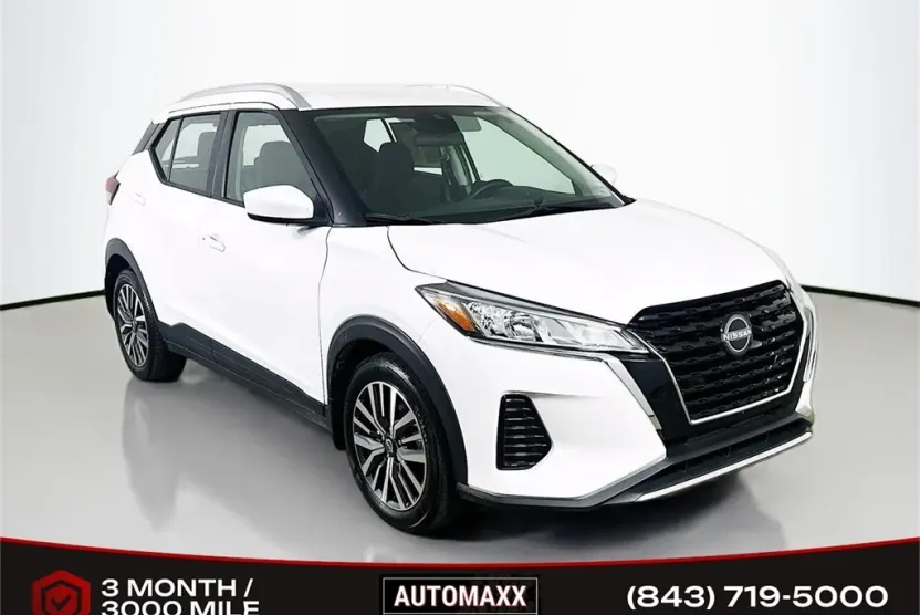 2023 Nissan Kicks SV photo 1