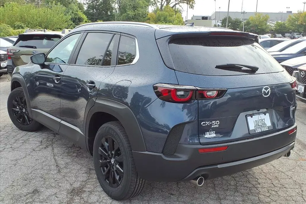 2025 Mazda CX-50 2.5 S Premium photo 1