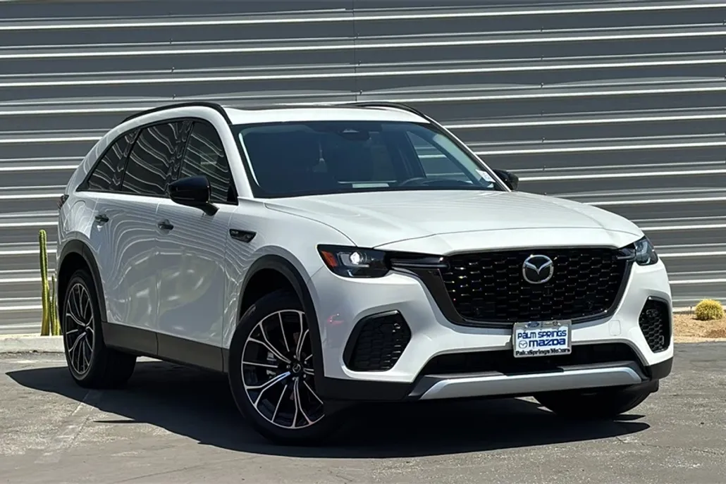 2025 Mazda CX-70 Premium photo 1