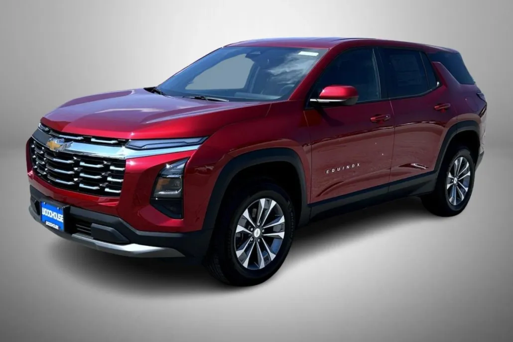 2026 Chevrolet Equinox LT photo 1