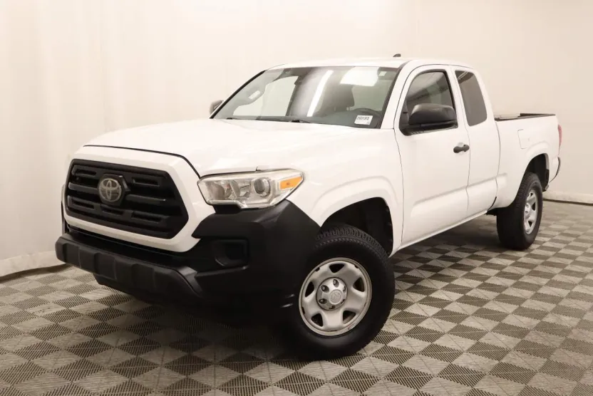 2019 Toyota Tacoma SR photo 1
