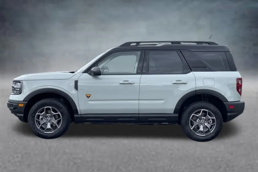 2024 Ford Bronco Sport Badlands photo 1