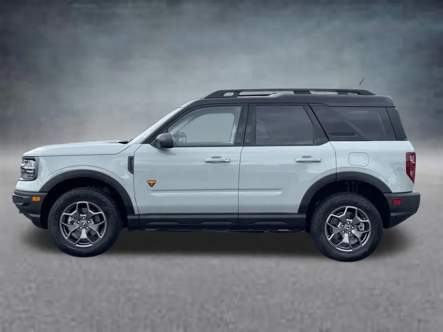 2024 Ford Bronco Sport Badlands photo 1