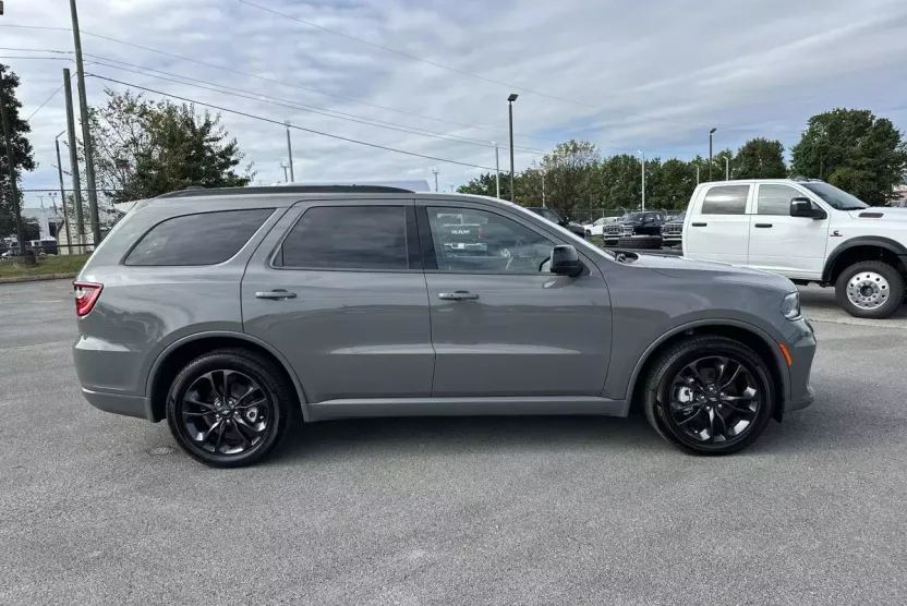 2024 Dodge Durango SXT Plus photo 1