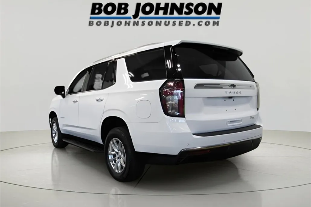 2023 Chevrolet Tahoe LS photo 1