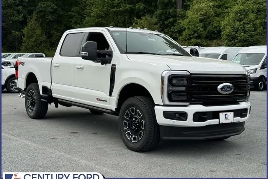 2025 Ford F-250 photo 1