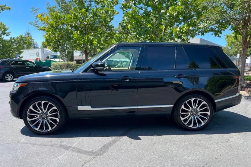 2016 Land Rover Range Rover SuperCharged photo 1