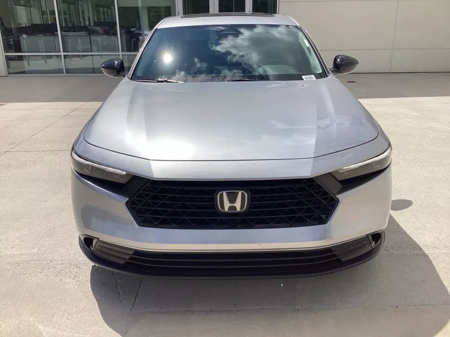 2025 Honda Accord 1.5T SE photo 1