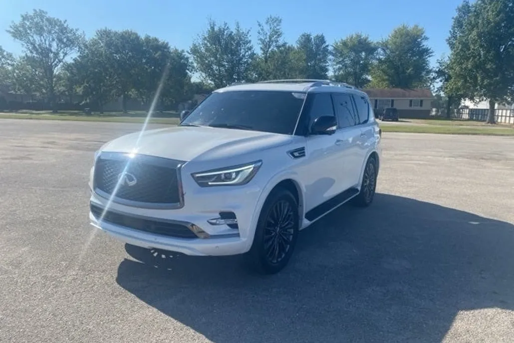 2024 Infiniti QX80 Premium Select photo 1