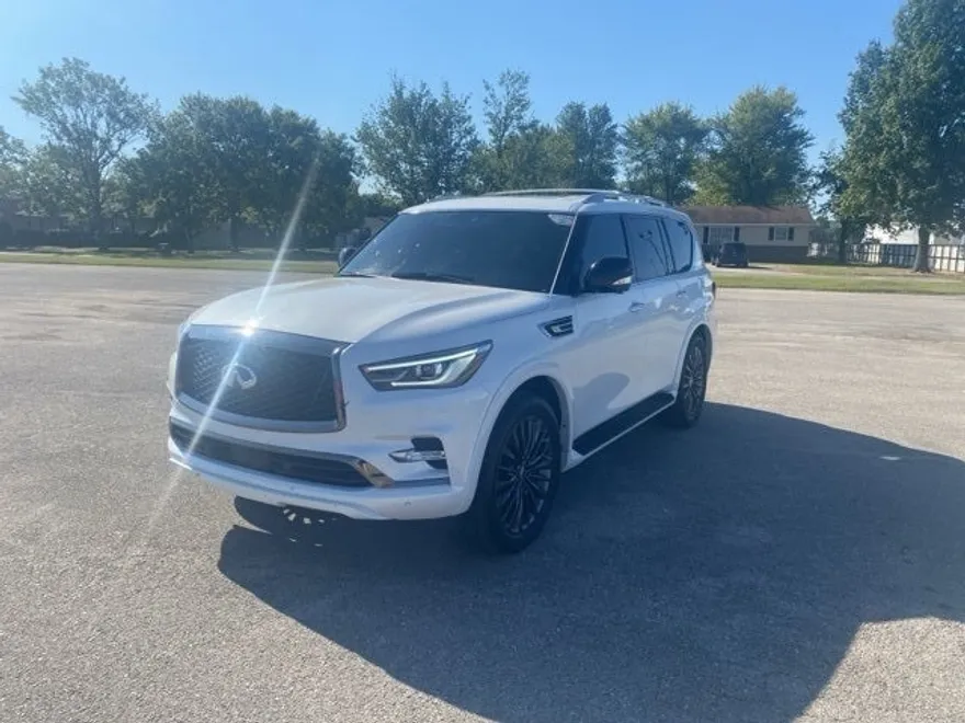2024 Infiniti QX80 Premium Select photo 1