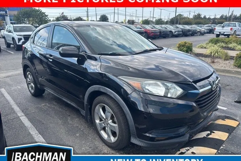 2016 Honda HR-V LX photo 1
