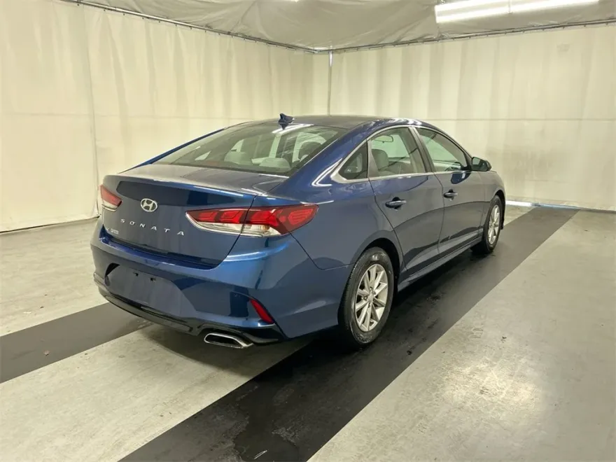2018 Hyundai Sonata SE photo 1