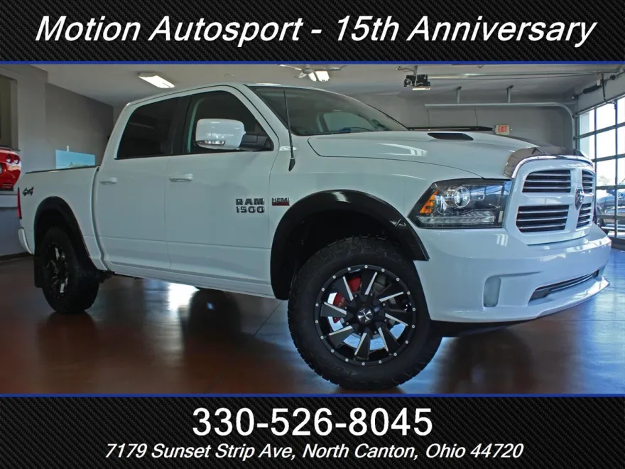 2016 Ram 1500 Sport photo 1