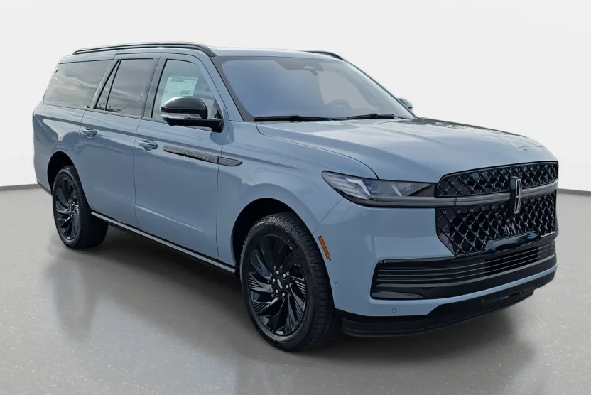 2025 Lincoln Navigator L Reserve photo 1