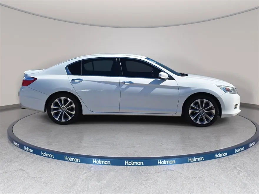 2015 Honda Accord Sport photo 1