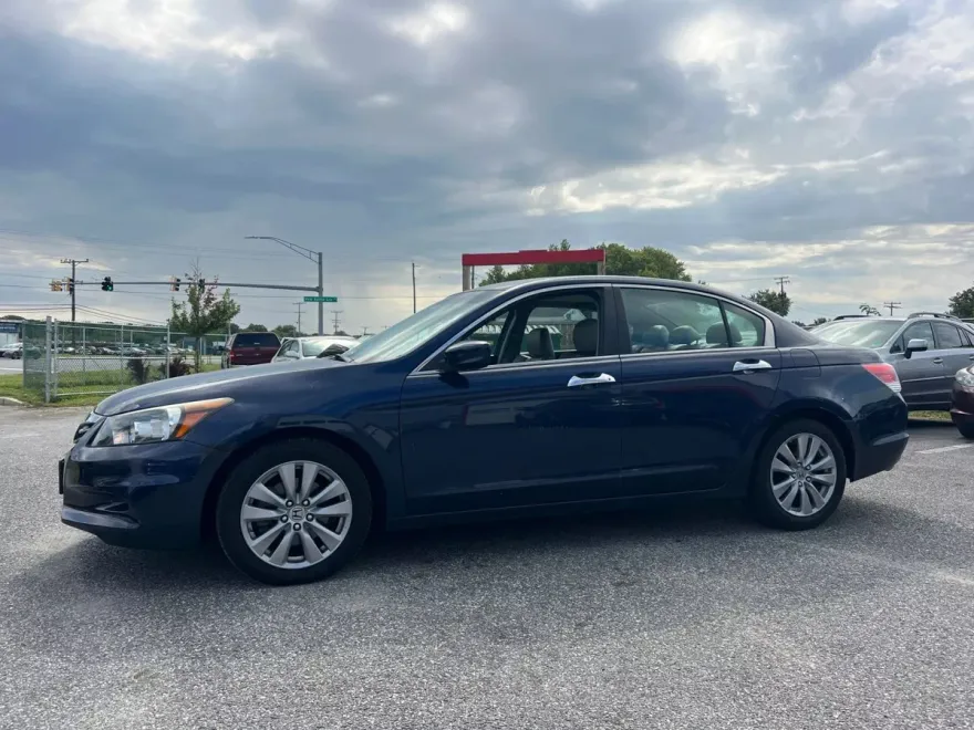 2011 Honda Accord EX-L photo 1