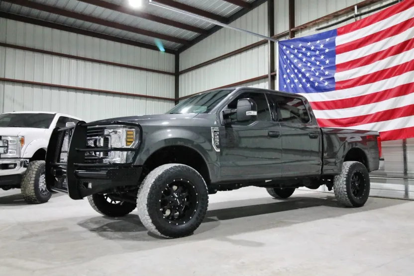2018 Ford F-250 XLT photo 1