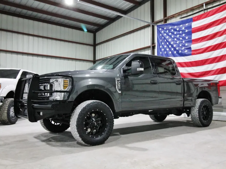 2018 Ford F-250 XLT photo 1