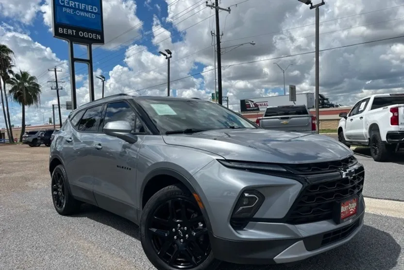 2023 Chevrolet Blazer 2LT photo 1