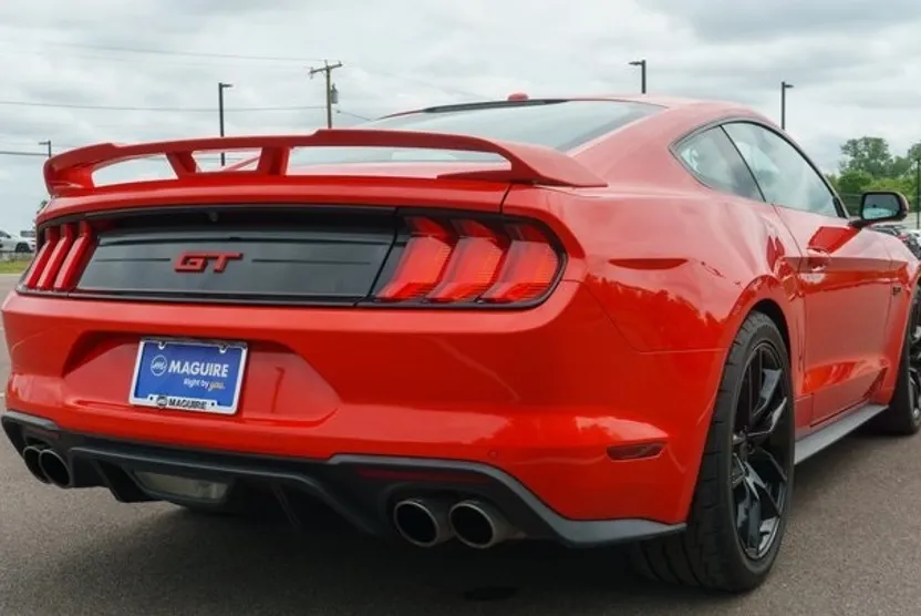 2020 Ford Mustang GT Premium photo 1