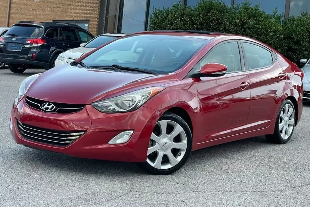 2013 Hyundai Elantra Limited photo 1