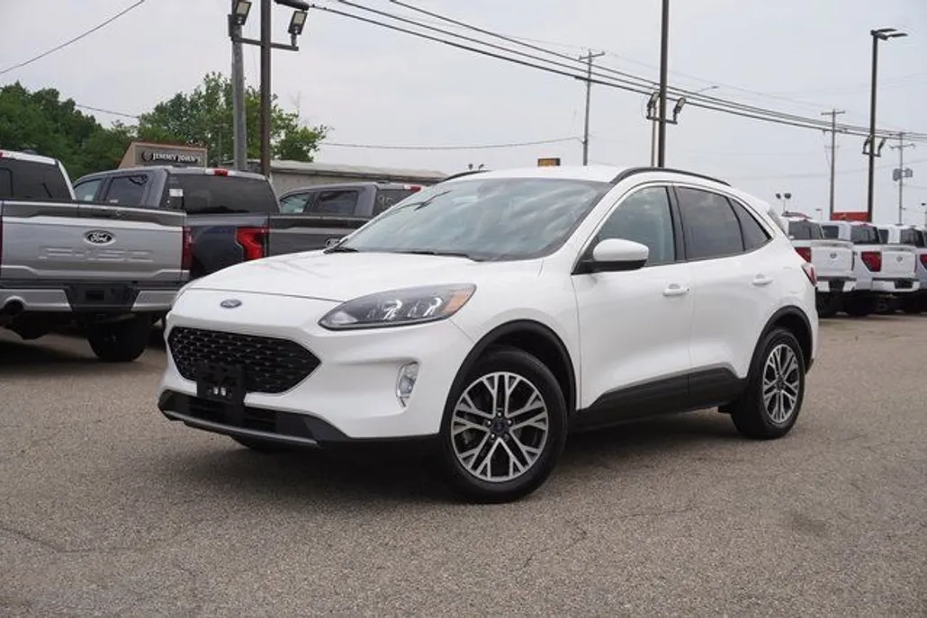 2020 Ford Escape SEL photo 1