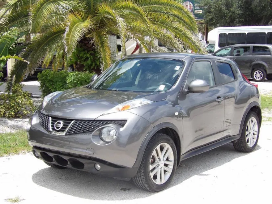 2014 Nissan Juke SL photo 1