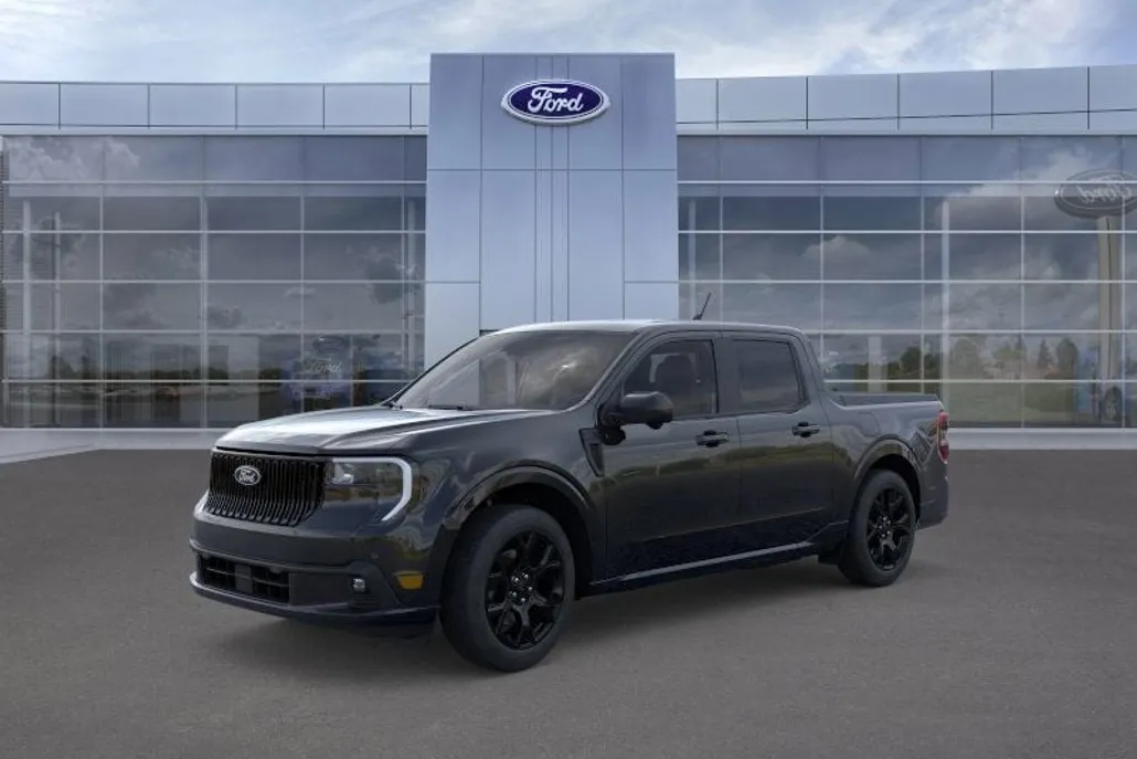 2025 Ford Maverick Lariat photo 1