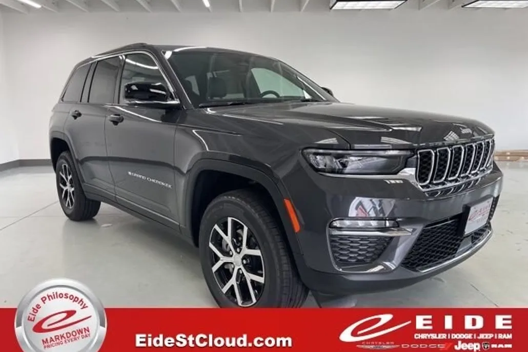 2025 Jeep Grand Cherokee Limited photo 1