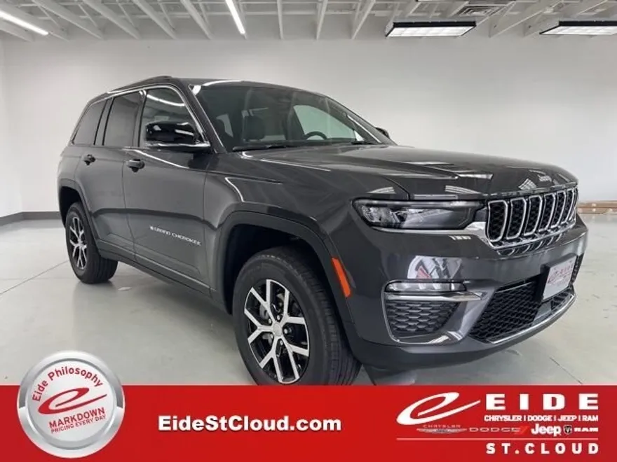 2025 Jeep Grand Cherokee Limited photo 1