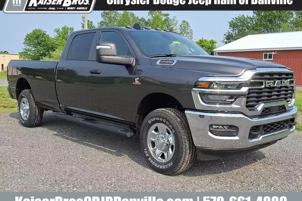 2025 Ram 2500 Tradesman photo 1