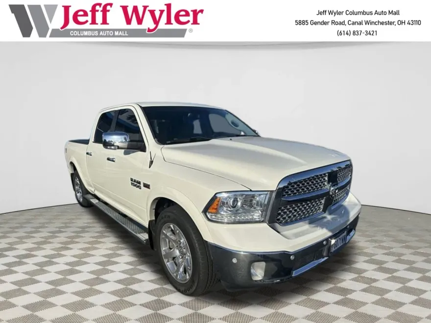 2017 Ram 1500 Laramie photo 1