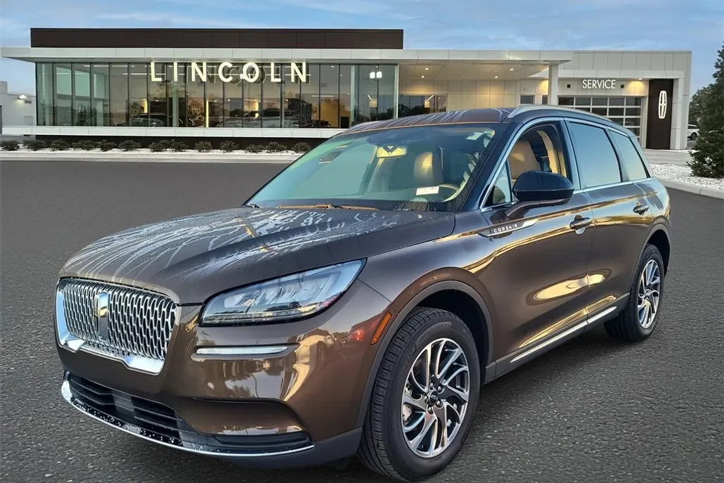 2022 Lincoln Corsair Standard photo 1