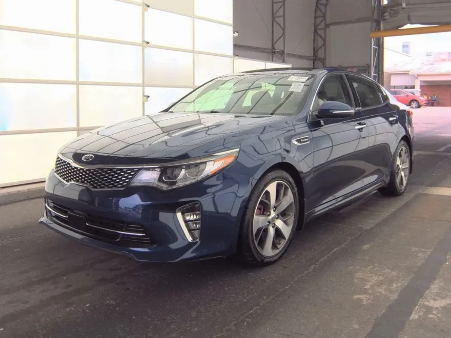 2018 Kia Optima SX Turbo photo 1