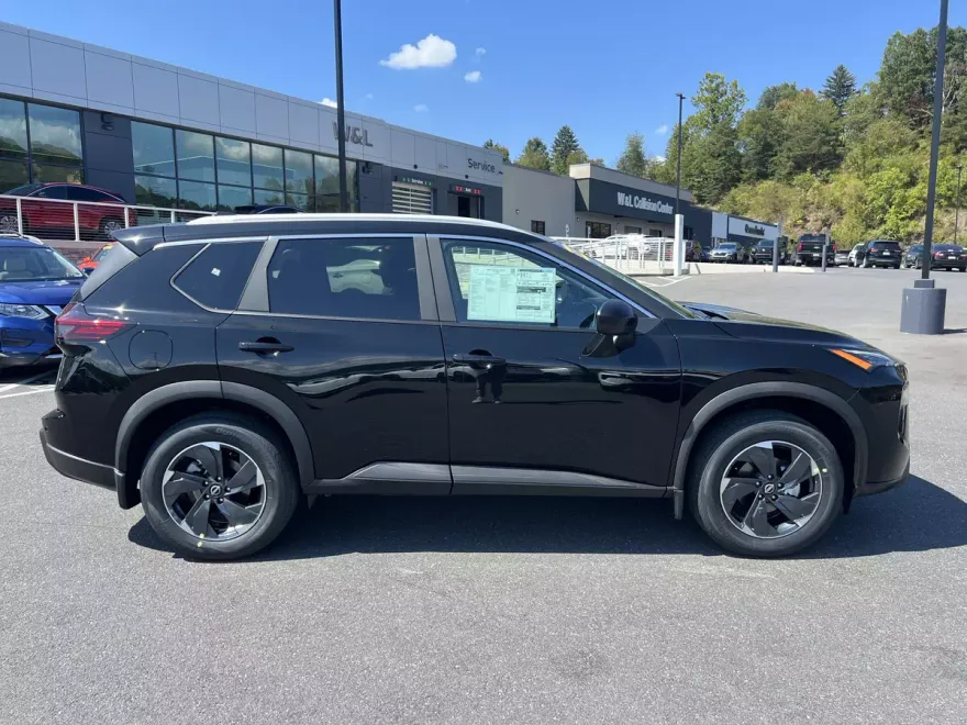 2026 Nissan Rogue SV photo 1