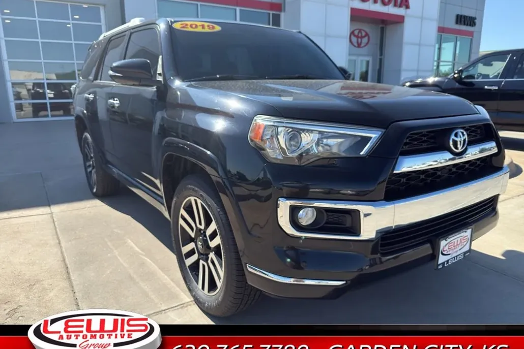 2019 Toyota 4Runner Limited photo 1