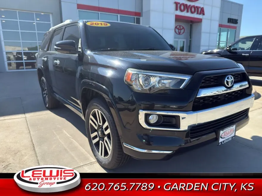 2019 Toyota 4Runner Limited photo 1