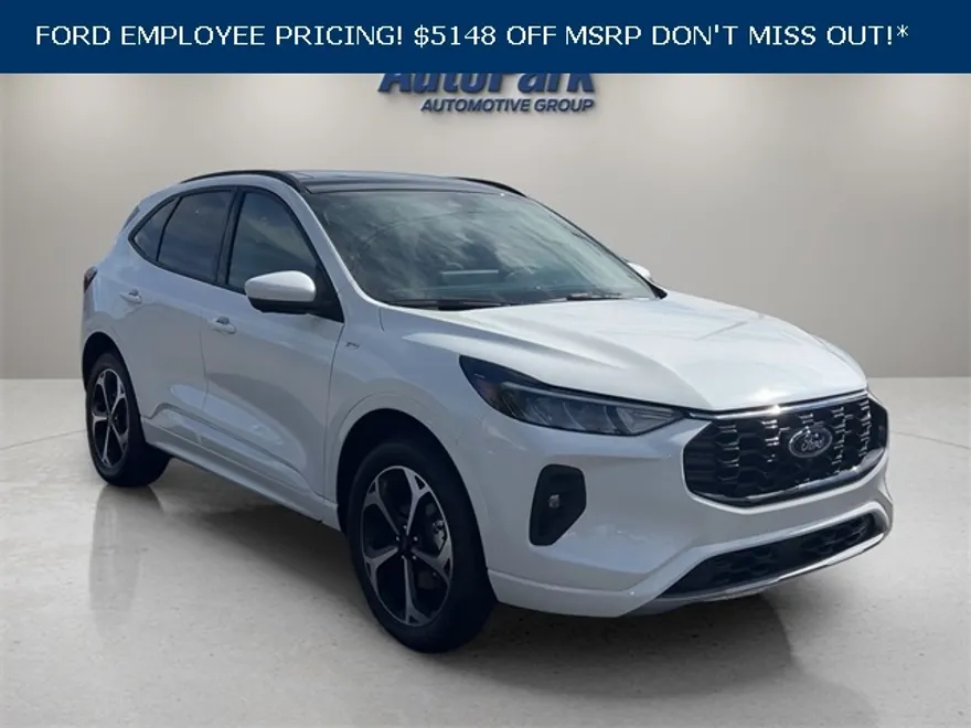2024 Ford Escape ST-Line Select photo 1