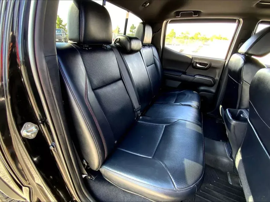 2019 Toyota Tacoma TRD Pro photo 18