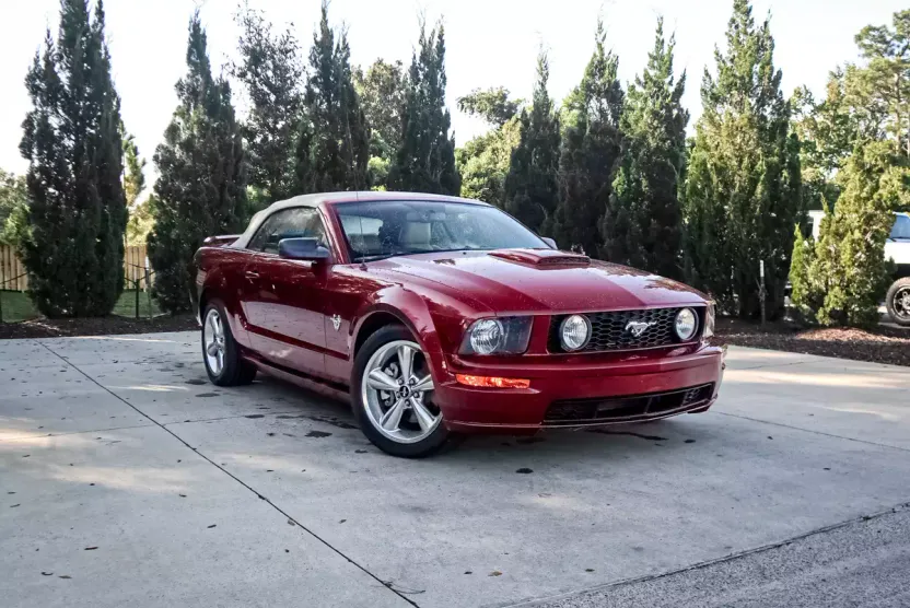 2009 Ford Mustang GT Premium photo 1