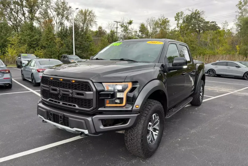 2017 Ford F-150 Raptor photo 1
